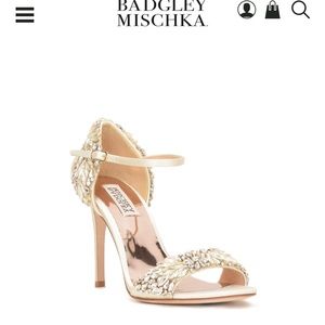 Badgley Mischka Satin Heels Size 9